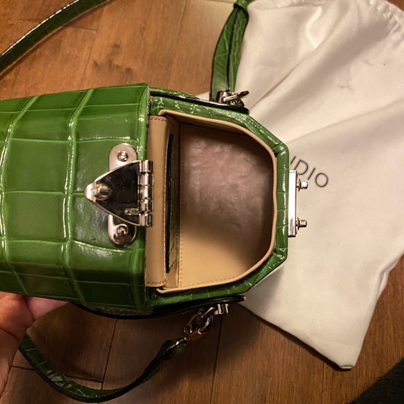 Two brand new Crocodile pattern bags - Picture 7 of 12